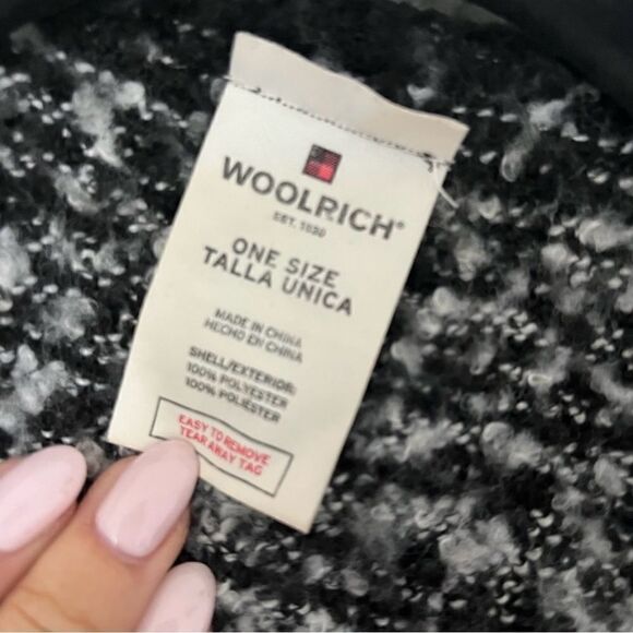 WOOLRICH STRIPED BLANKET WRAP/SHAW GRAY & BLACK *Perfect for Winter* ONE SIZE - Picture 8 of 8